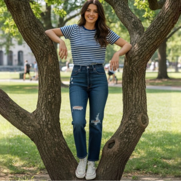 Levi's Denim - Levi’s Ribcage Straight Ankle Distressed Jeans